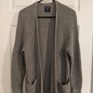 Abercrombie & Fitch grey knit cardigan